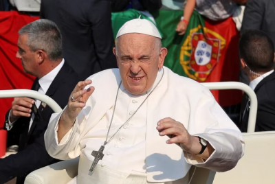 El papa Francisco visit� el santuario de F�tima con la presencia de 200.000 fieles