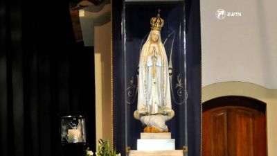 �Milagro en F�tima? Una chica asegura que recobr� la vista tras comulgar en una Misa de la JMJ