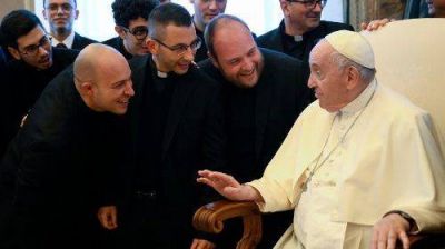 El Papa a los sacerdotes de Roma: Estoy en camino con ustedes