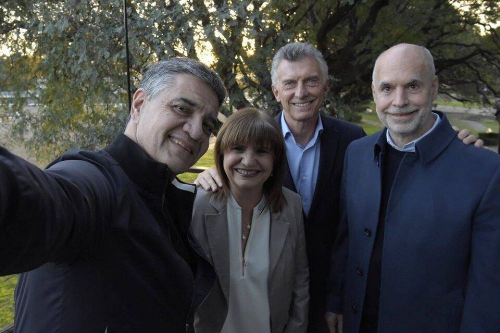 Qu hay detrs de las sonrisas de Macri, Rodrguez Larreta y Bullrich