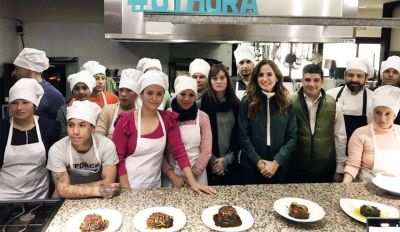 UTHGRA La Plata recibió la visita de Tolosa Paz en sus cursos de capacitación laboral