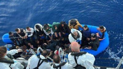 Decenas de v�ctimas por otro naufragio frente a Lampedusa