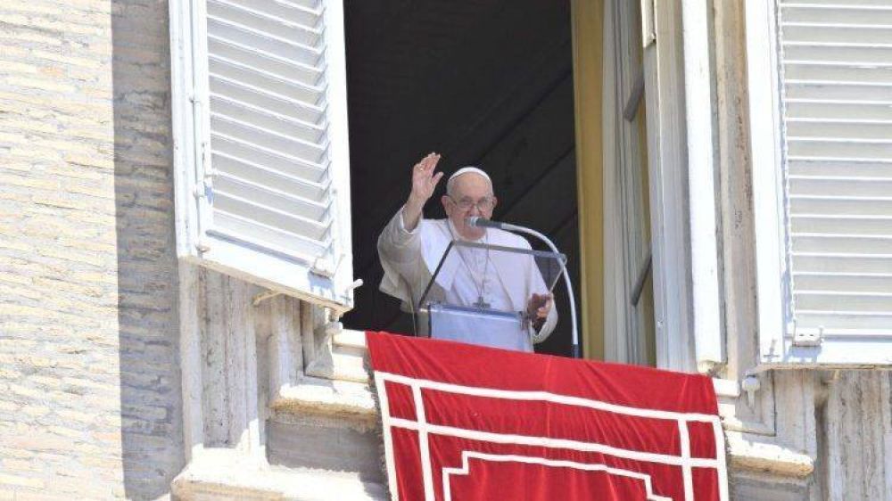 Francisco: 'En nuestros momentos de oscuridad, Jes�s sale a nuestro encuentro'