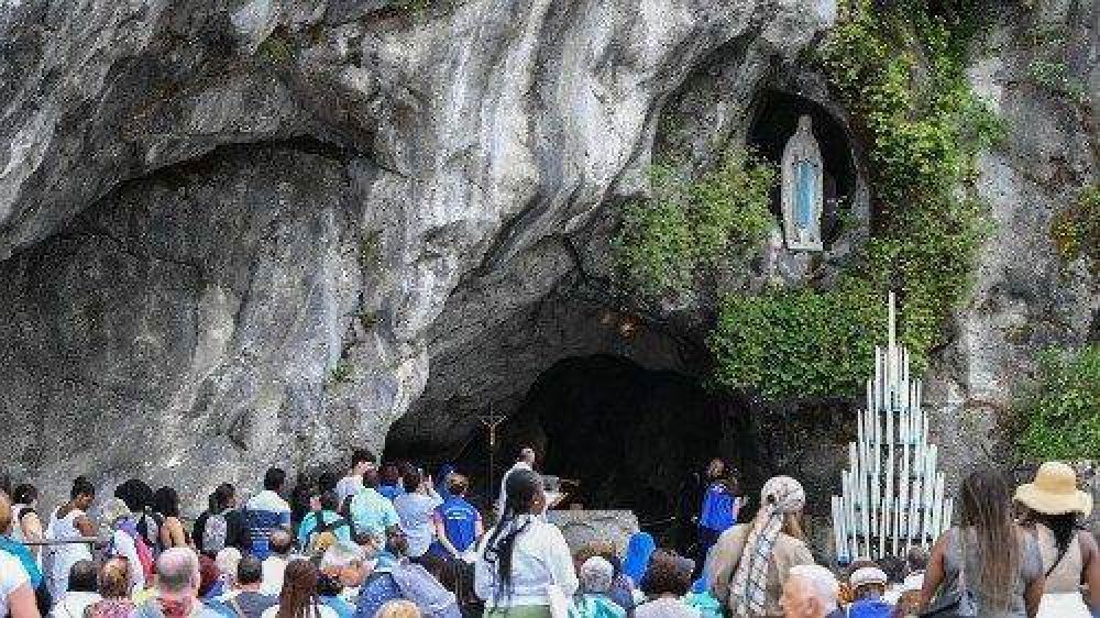 Francia: 150 a�os de peregrinaciones nacionales a Lourdes