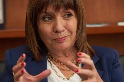 Patricia Bullrich busca retomar la iniciativa y re�ne a jefes de JxC en todo el pa�s para evaluar la crisis por los saqueos