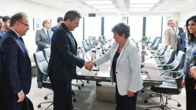 Milei, Bullrich y Massa: la realidad descose la agenda de campa�a y crujen los planes para elegir enemigo