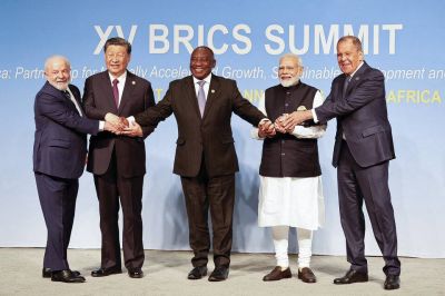 El FMI y el BRICS son el viejo y el nuevo mundo