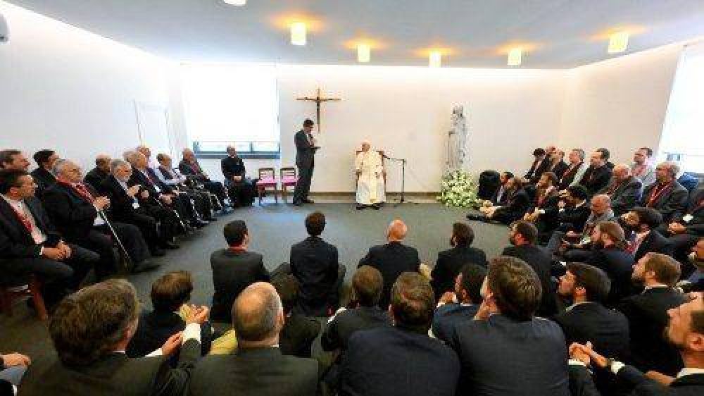 A pesar de las resistencias la puerta de la Iglesia est� abierta