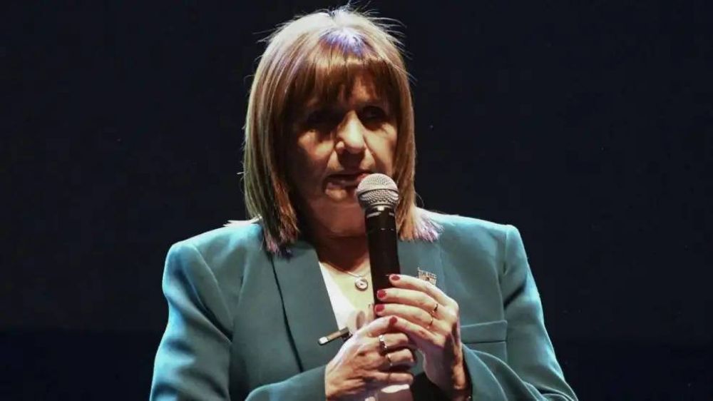 Patricia Bullrich marca la cancha: 