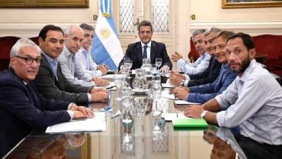 Sergio Massa afina la estrategia de campa�a y sale en busca de los votos del radicalismo
