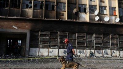 El Papa reza por las decenas de v�ctimas del incendio de Johannesburgo
