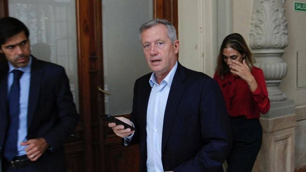Monz le peg a Macri y advirti: 