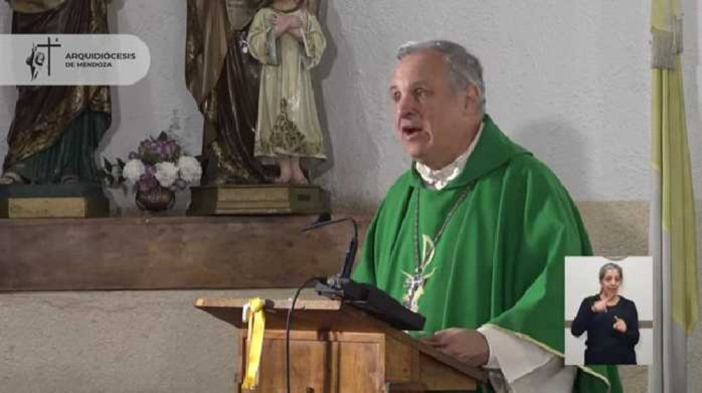 Mons. Colombo explic el modo de renovar el obrar moral personal y social