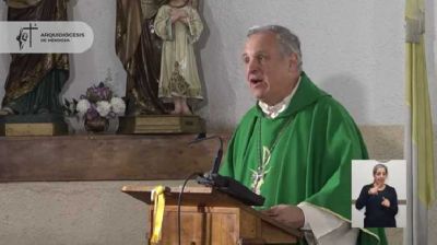 Mons. Colombo explicó el modo de renovar el obrar moral personal y social