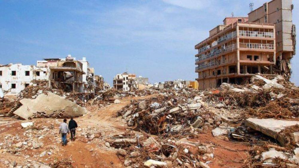 Dolor por la tragedia que causaron las inundaciones en Libia