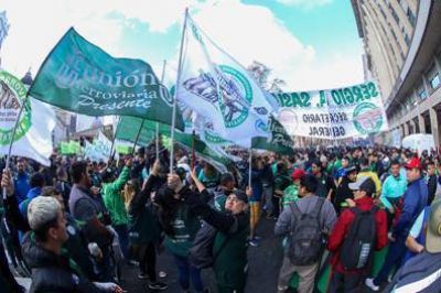La Unin Ferroviaria felicit al gobierno por los cambios en el impuesto al trabajo