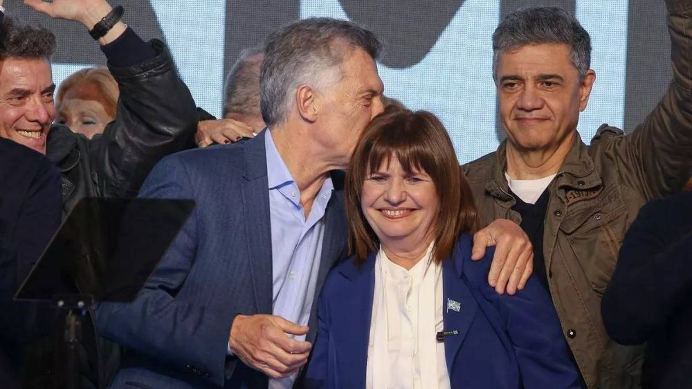 Con un tibio guio de Macri, Bullrich sale a la ruta en busca del voto PRO perdido