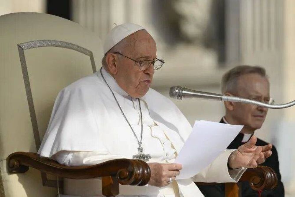 El Papa Francisco reza por las vctimas y los heridos en Libia y en Marruecos