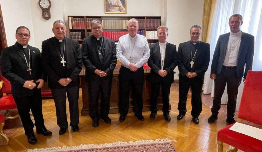 Presidencia del Celam visita el Dicasterio del Culto Divino y Disciplina de los Sacramentos: Por una liturgia orientada en el Concilio Vaticano II