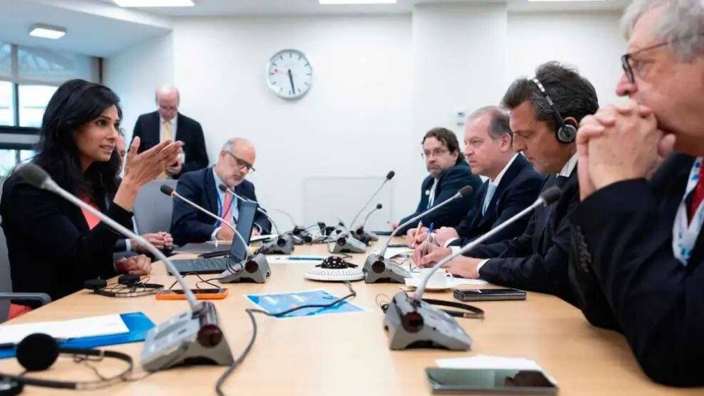 ¿El Gobierno le “pateó el tablero” al Fondo Monetario Internacional con las últimas medidas?