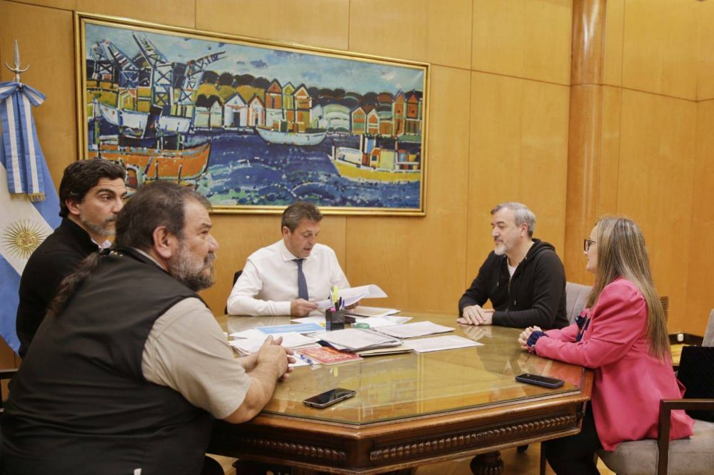 Massa y ATE acordaron avanzar en un Consejo del Salario Municipal