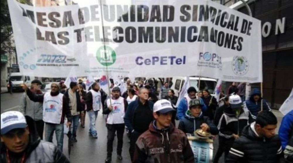 Mesa de gremios telefnicos lanzan un plan de lucha ante la falta de respuesta a sus reclamos salariales