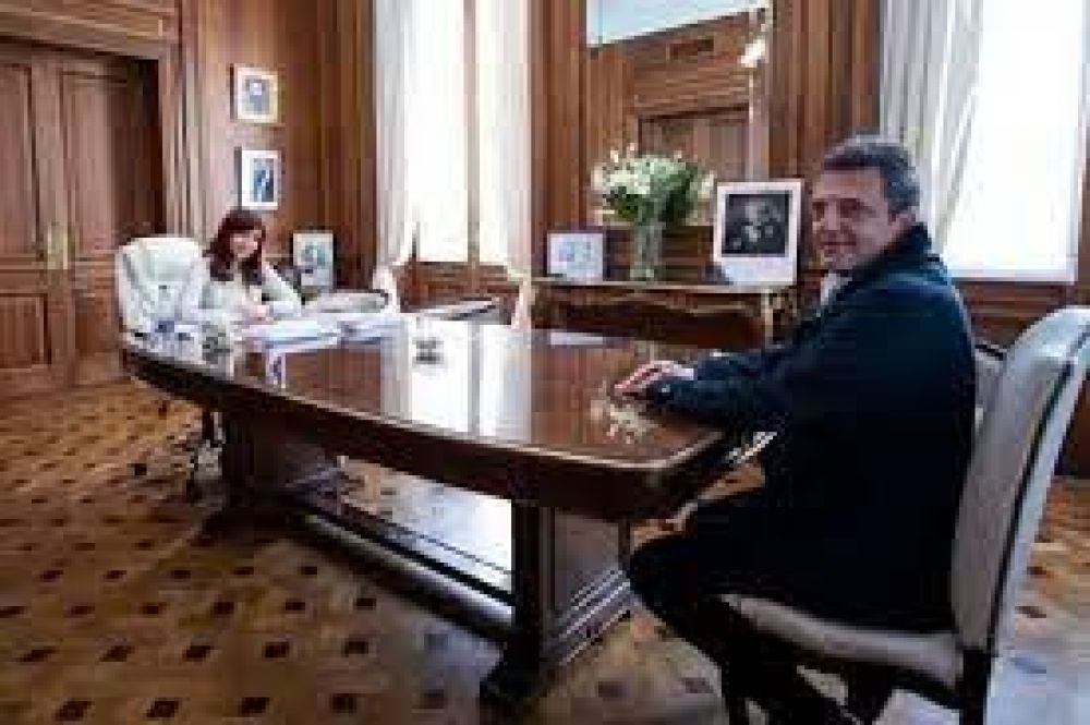 Massa y Cristina trasladan la campaa al Congreso para dejar al descubierto los dos modelos de pas