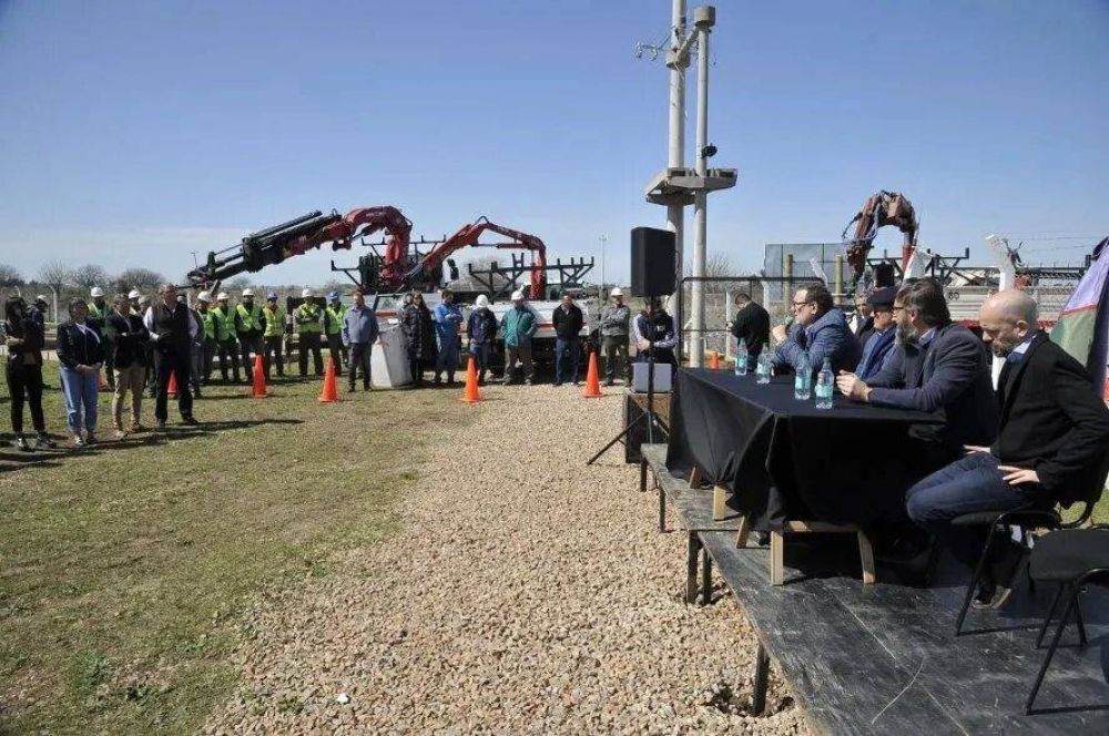 La Provincia construir parques solares y llevar gas natural a dos localidades de Saladillo