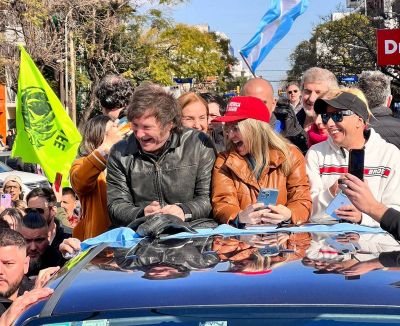 Con Kikuchi como nexo, Barrionuevo se mueve para armar la Mesa Sindical Milei Presidente pero le cuesta encontrar aliados