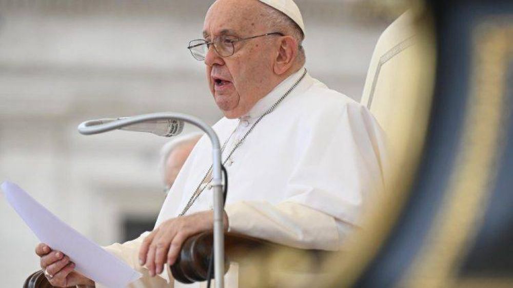 El Papa pide un alto el fuego en Nagorno-Karabaj