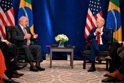 Lula le advirtió a Biden que «la democracia corre peligro» en Argentina por el ascenso de «sectores extremistas»