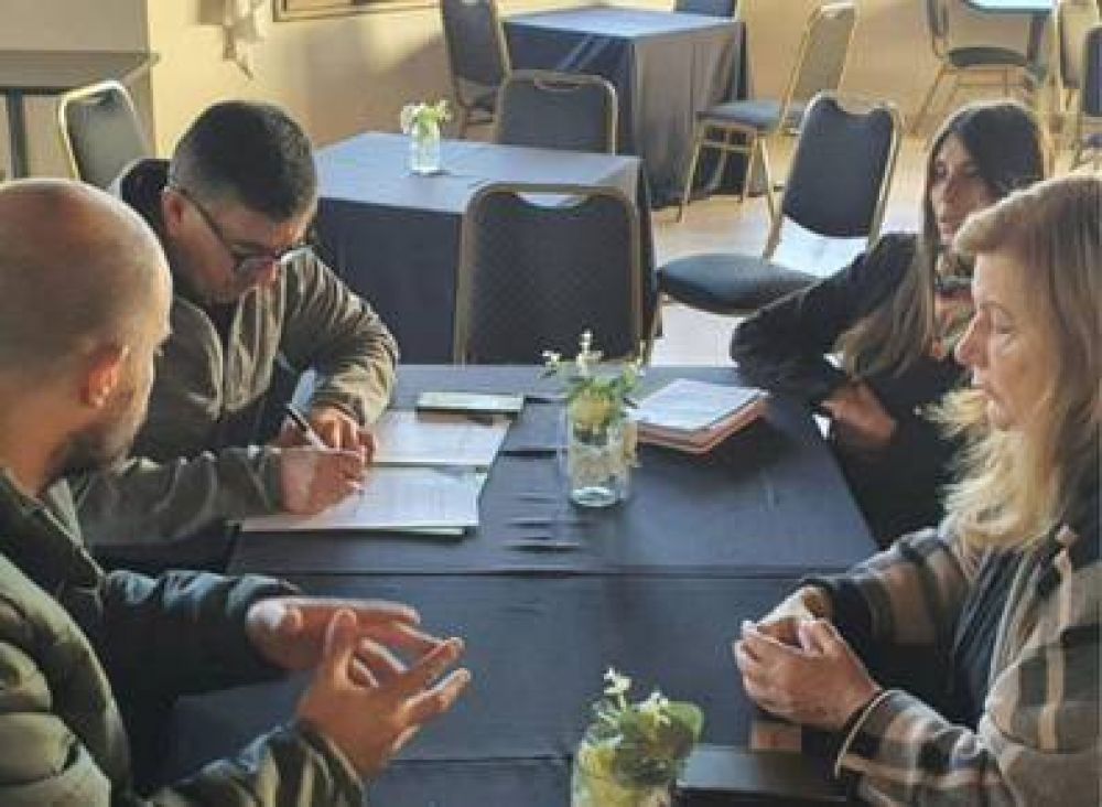 UTHGRA sustentable: Convenio para gestionar el tratamiento de residuos de aparatos electrnicos