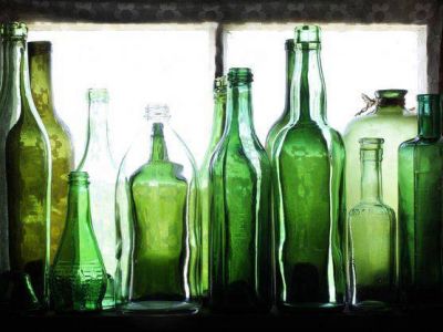 Cinco formas de reutilizar botellas de vino y reciclar sus tapones