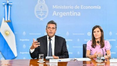 Sergio Massa y Fernanda Raverta anuncian medidas para trabajadores informales