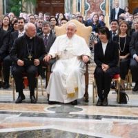 El Papa a universidades latinoamericanas: Cultura de usar y tirar perjudica a todos