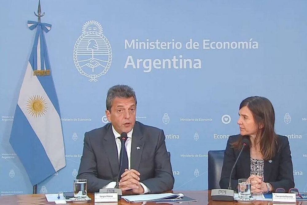 Massa decidi que el bono para los trabajadores informales ser financiado por bancos y financieras