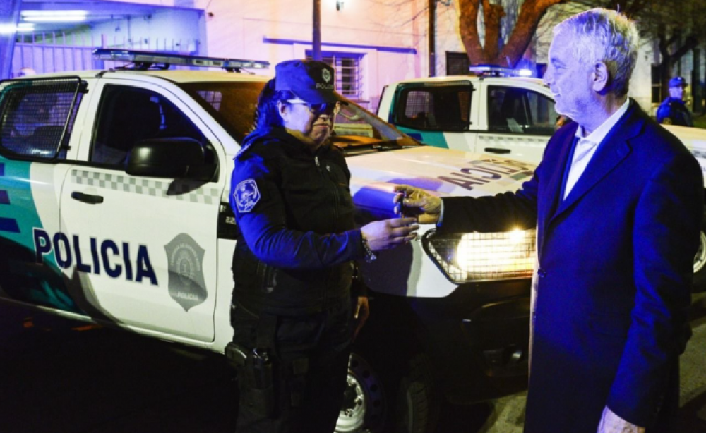 Julio Alak particip de la entrega de patrulleros en La Plata
