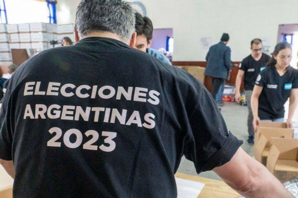 Antes del debate, los consultores auguran un balotaje Massa-Milei