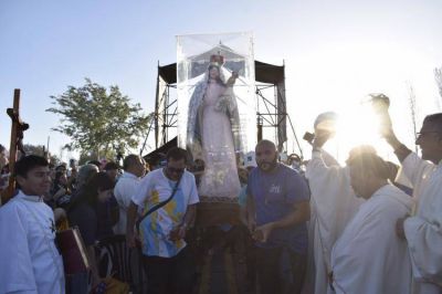 Los mendocinos celebraron a su patrona, la Virgen del Rosario