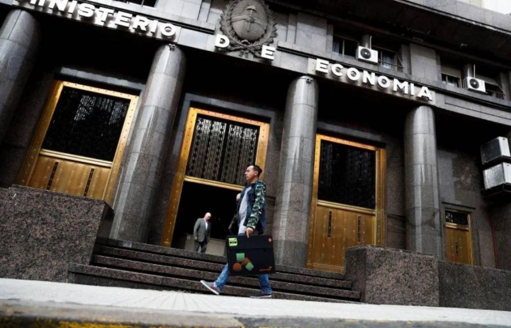 La Argentina le pag USD 190 millones al Club de Pars y aplaz los vencimientos con el FMI