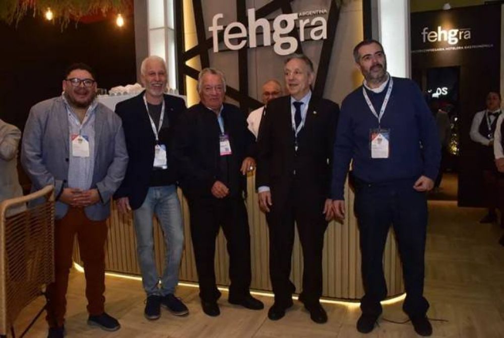 UTHGRA firm un convenio para colaborar la Cmara Argentina de Turismo