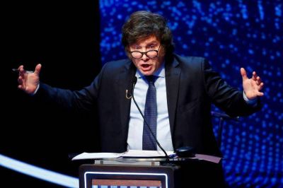 Milei ratific� que Mor�n ser�a su secretario de Trabajo y asegur� que la idea de Barrionuevo funcionario �es una mentira de Bullrich�