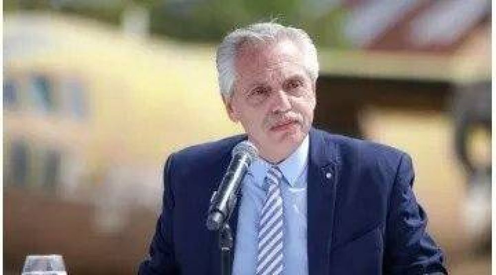 D�lar blue: Alberto Fern�ndez denunci� a Javier Milei por 