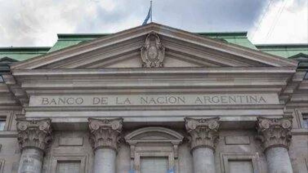 Jerrquicos de bancos oficiales repudiaron los dichos de Javier Milei respecto al sistema financiero