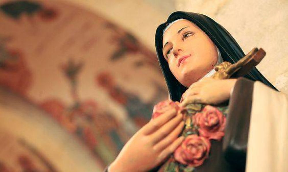 La confianza en el amor a Dios, eje de la exhortacin apostlica sobre Santa Teresita