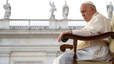 Francisco: 'Que se silencien las armas, la situaci�n en Gaza es desesperada'