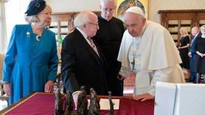 El Papa recibe en audiencia al presidente de Irlanda