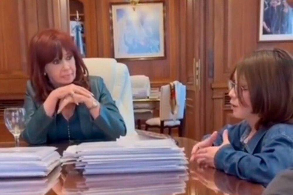 Cristina Kirchner recibi a Ian Moche, el nio influencer y divulgador del autismo