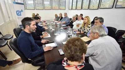 Entre Ríos acordó un aumento del 4,14% para los sueldos docentes de octubre
