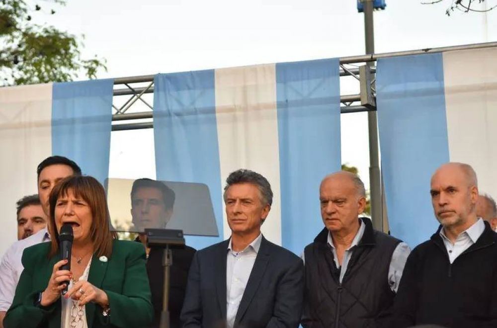 Tregua para el cierre: Patricia Bullrich junt a Mauricio Macri y a Larreta para mostrar unido a JxC